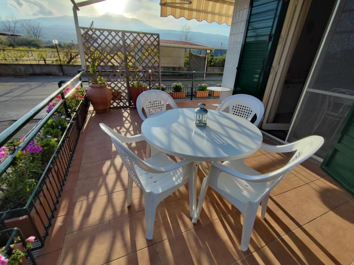 Apartamento Sea Garden, fronte mare con piscina Mascali Exterior foto