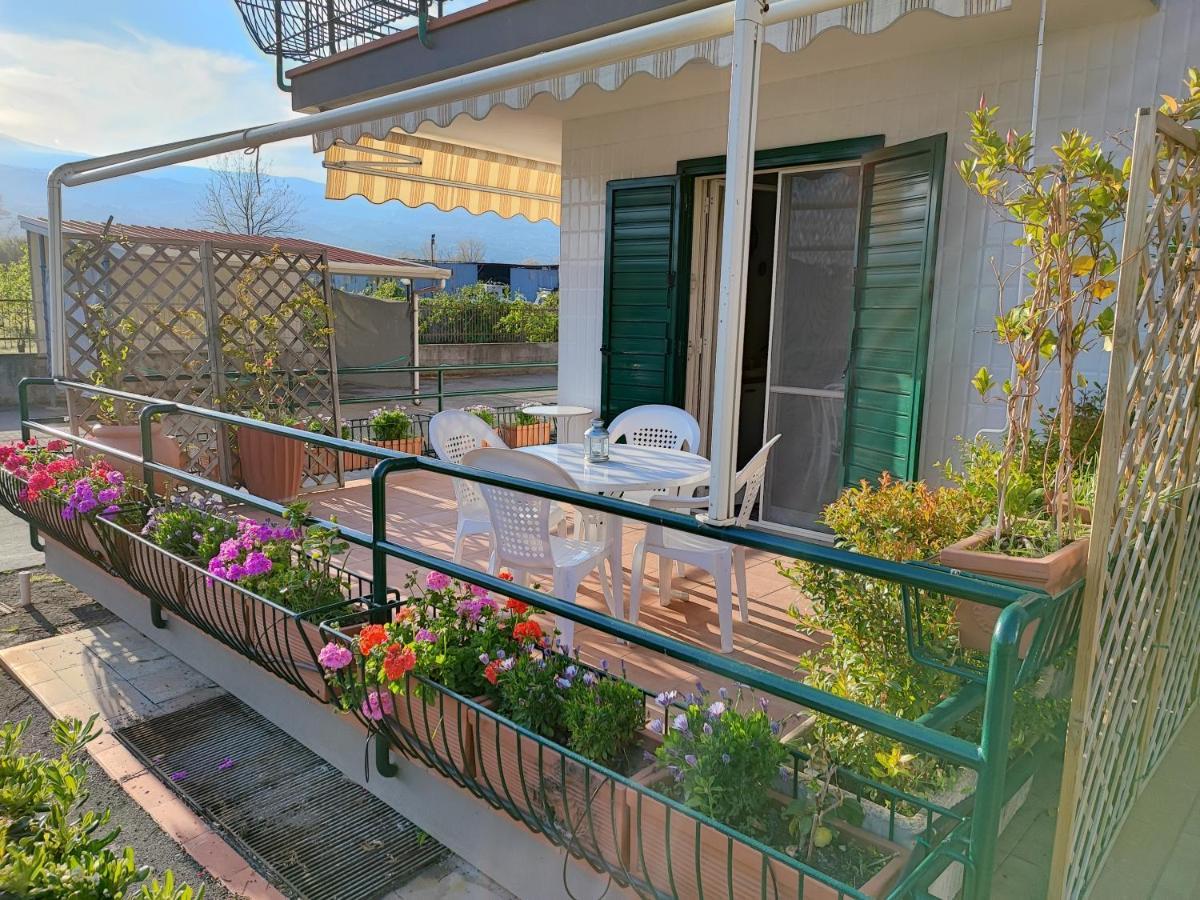 Apartamento Sea Garden, fronte mare con piscina Mascali Exterior foto